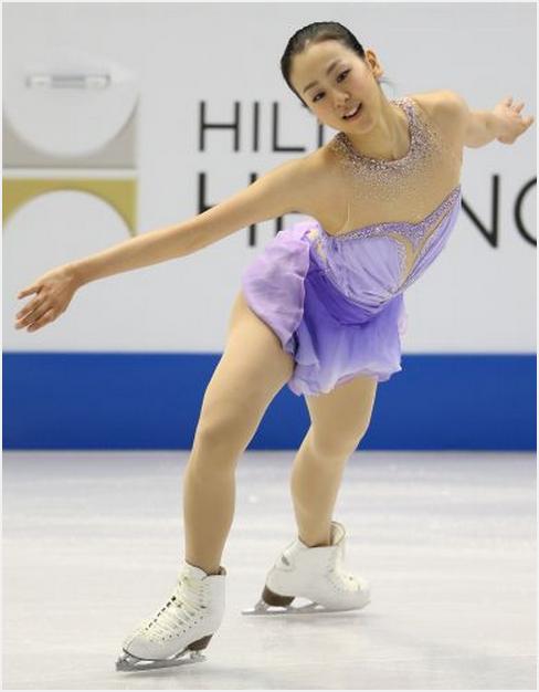 浅田真央選手が２００点越えで優勝、GPSグランドスラム達成　ー2013年スケートアメリカ（その1）_b0038294_1250993.jpg