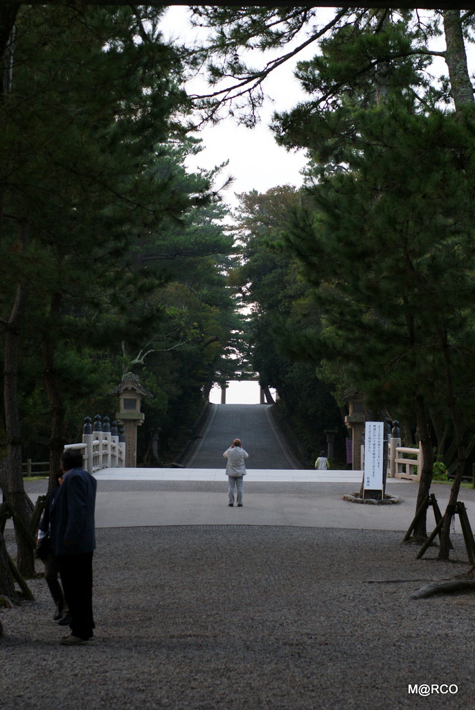 瀬戸内国際芸術祭と島根 2013 : 8. 出雲 @ 島根_a0240721_00563.jpg