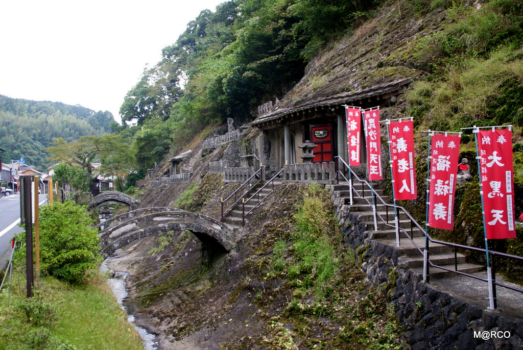 瀬戸内国際芸術祭と島根 2013 : 9. 石見銀山 @ 島根_a0240721_21353551.jpg