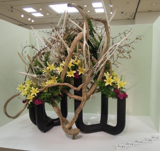 日本いけばな芸術九州展 (前期)_d0195183_19331031.jpg