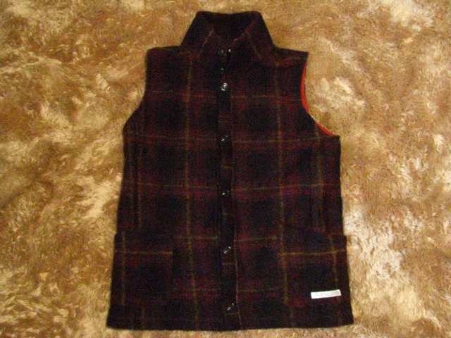 kelen VEST_e0130583_1171044.jpg