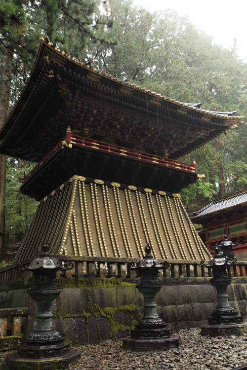 世界遺産　日光山輪王寺　「大猷院」　＜１＞夜叉門　２０１３・１０・２６_e0143883_19315871.jpg