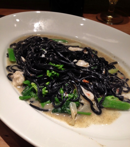【トラットリワ アウンテイ】生パスタひと筋!ウラナンバイタリアン ~ウラなんば~_b0206537_16283751.jpg