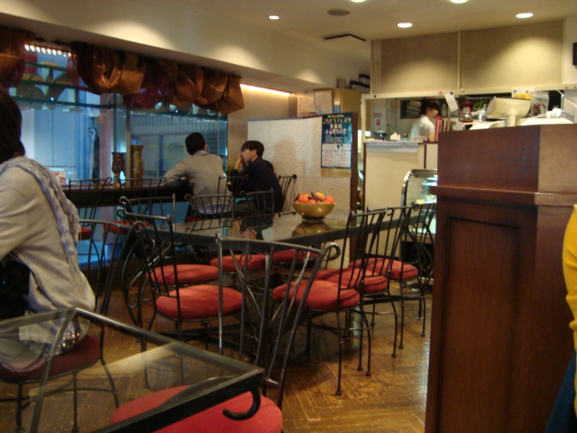 吉祥寺「TEA ROOM Narrow K\'s」へ行く。_f0232060_13253992.jpg