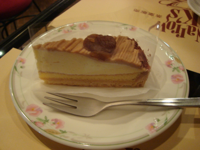 吉祥寺「TEA ROOM Narrow K\'s」へ行く。_f0232060_1332934.jpg