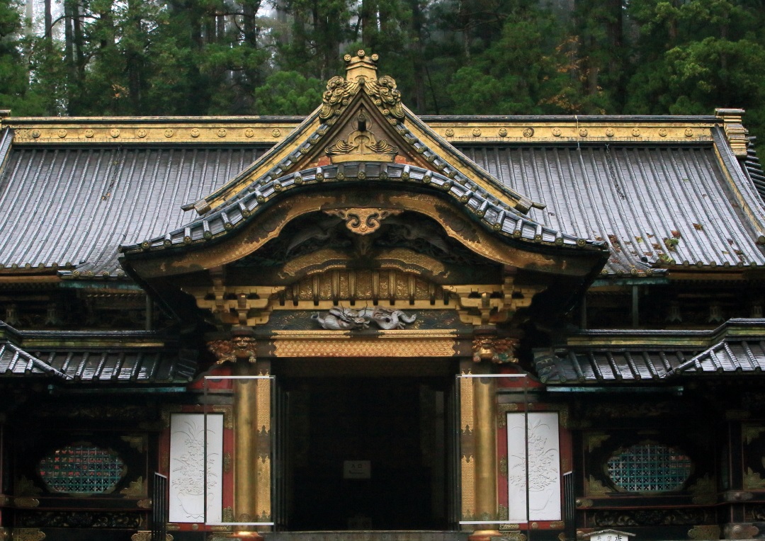 世界遺産　日光山輪王寺　「大猷院」　＜２＞　唐門　２０１３・１０・２６_e0143883_18335617.jpg