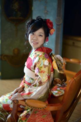お爺ちゃん.お婆ちゃんとお孫さん達との笑顔の写真...._b0194185_2263078.jpg