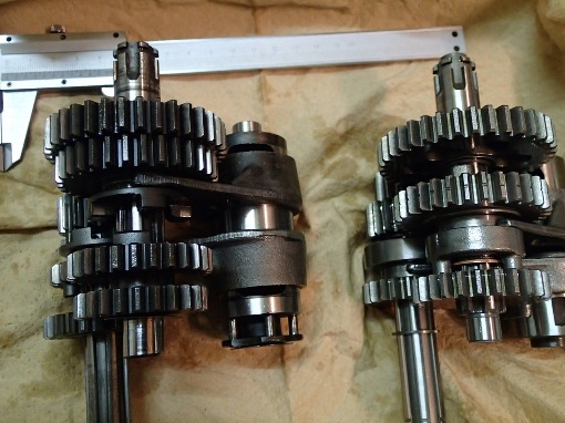C50E型エンジンの分解 : Cubのある生活