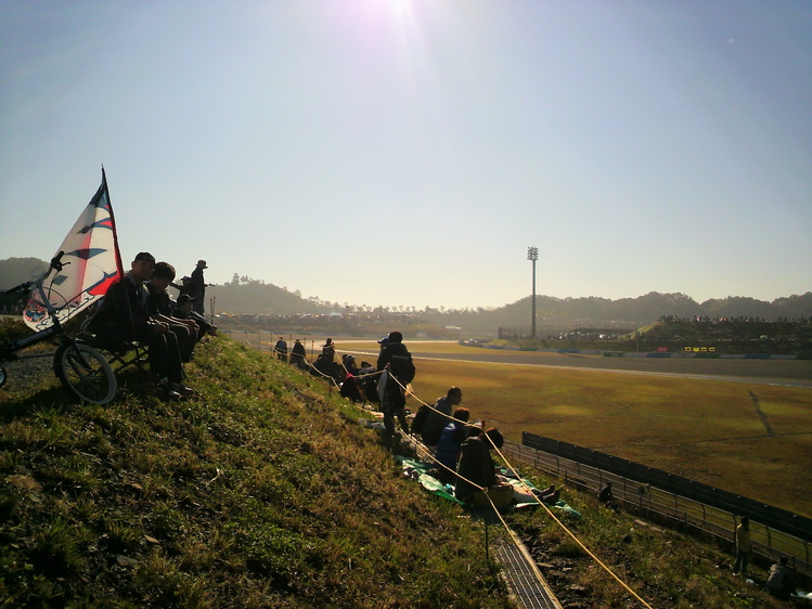 2013 Fim Motogp Japan ツインリンクもてぎ ロード コースサイドキャンプステイ 寺子屋歳時記