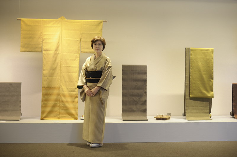 山下芙美子/黄八丈めゆ工房 : 二河白道-人物写真家タカオカ邦彦 山下芙美子/黄八丈めゆ工房 : 二河白道-人物写真家タカオカ邦彦