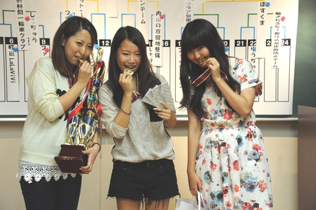 10月11日(金)午後6時から「中央林間歌留多大会」が中央林間コミセンで開かれました_a0132625_11534862.jpg