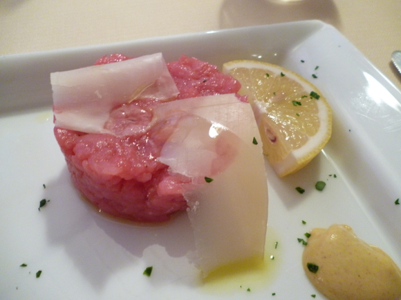 2013,07 フランス、イタリアツアー 27、「 I Castelli Ristorante」 Alba (IT)_a0207973_22184592.jpg