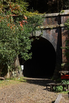 中央西線廃線跡～愛岐トンネル保存群_f0217507_20574462.jpg