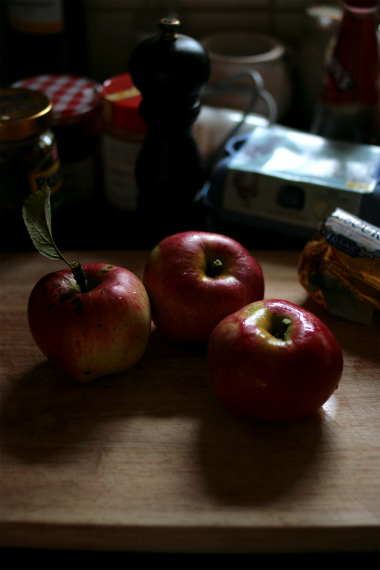 Blackberry and Apple Pieと、あずきとカカオのフォンダン。_a0215008_23185443.jpg