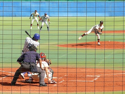 立正大対日本大 10月8日 東都大学野球2部_b0166128_140229.jpg
