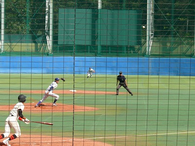 立正大対日本大 10月8日 東都大学野球2部_b0166128_1415159.jpg