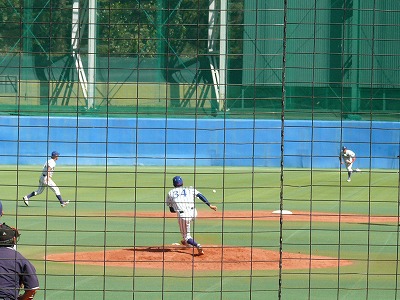 立正大対日本大 10月8日 東都大学野球2部_b0166128_1471711.jpg
