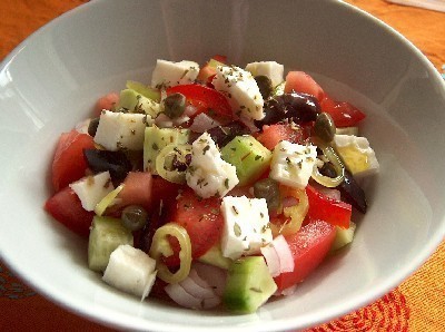 レシピ ギリシャの田舎風サラダ はじめまして ギリシャごはん