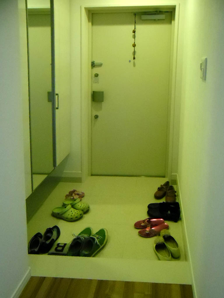 マンション 壁色など_f0171785_15573095.jpg