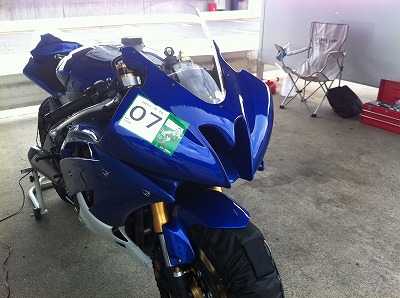 YZF-R6@鈴鹿サーキット南コース (10月)_c0134386_2144241.jpg