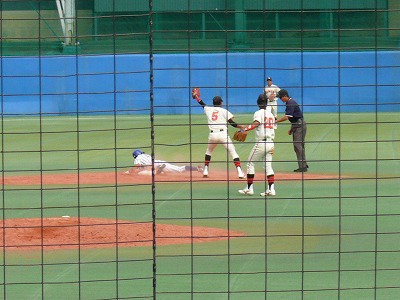 立正大対日本大 10月8日 東都大学野球2部_b0166128_13313643.jpg