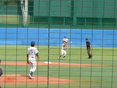 立正大対日本大 10月8日 東都大学野球2部_b0166128_13423848.jpg