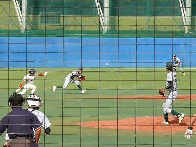 東農大対東洋大 10月8日 東都大学野球2部_b0166128_15404236.jpg