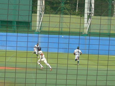 東農大対東洋大 10月8日 東都大学野球2部_b0166128_15414495.jpg