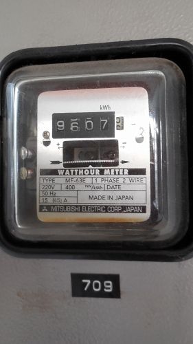 f0039933_2328645.jpg
