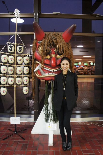 吉永小百合さんのCMでおなじみの藤田嗣治の大壁画「秋田の行事」を鑑賞♪_a0138976_17113681.jpg