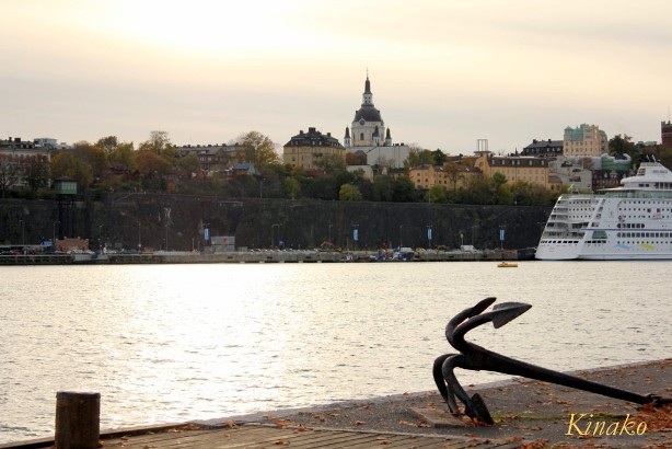 秋のシェップスホルメン島２（カステルホルメン島）　－　Höstpromenad på Skeppsholmen (Kastellholmen)_e0250023_5424553.jpg