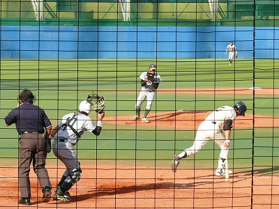東農大対東洋大 10月8日 東都大学野球2部_b0166128_1253737.jpg