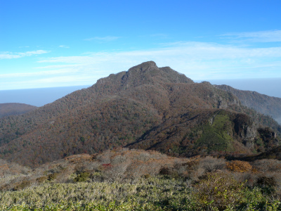 祖母山系の山旅（一泊二日）＆池の原の紅葉に感動！_e0272335_20214643.jpg