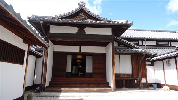 中村与一右衛門萬邸 (現 もりぐち歴史館 旧中村家住宅)_f0139570_13281914.jpg
