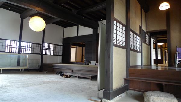 中村与一右衛門萬邸 (現 もりぐち歴史館 旧中村家住宅)_f0139570_13562472.jpg