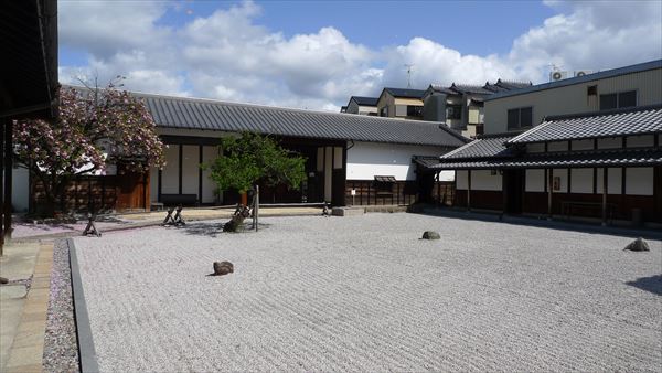 中村与一右衛門萬邸 (現 もりぐち歴史館 旧中村家住宅)_f0139570_14592811.jpg