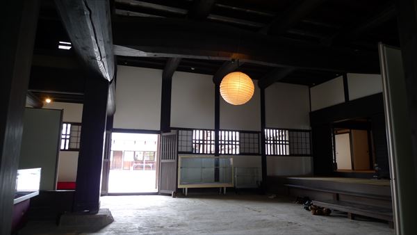 中村与一右衛門萬邸 (現 もりぐち歴史館 旧中村家住宅)_f0139570_1520112.jpg