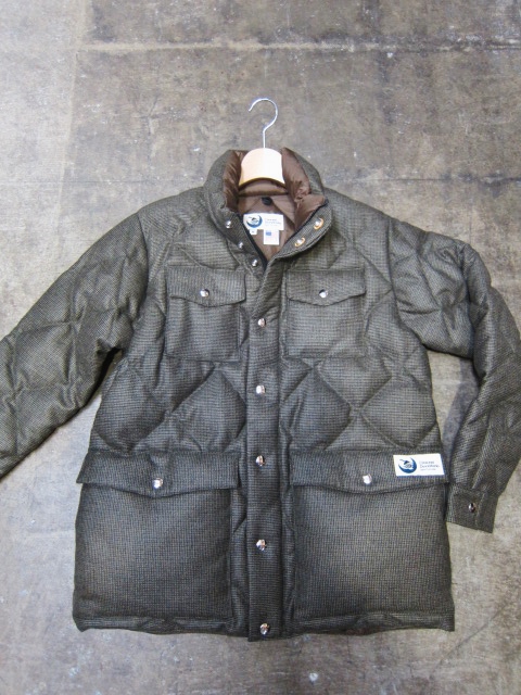 DOWNコーナー完成★　add、DUVETICA、MONCLER、Crescent Down、etc.._d0152280_1658695.jpg