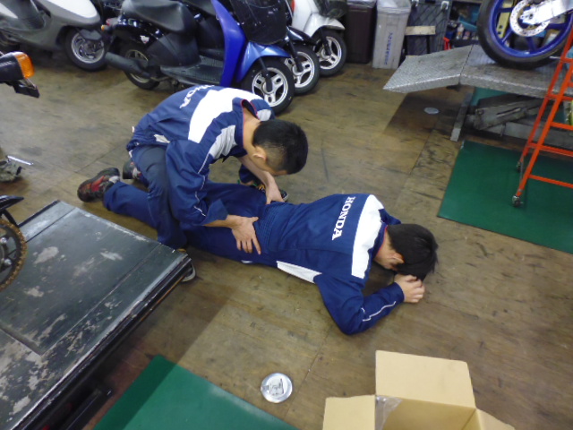 メンテナンスなんです。_e0114857_199574.jpg