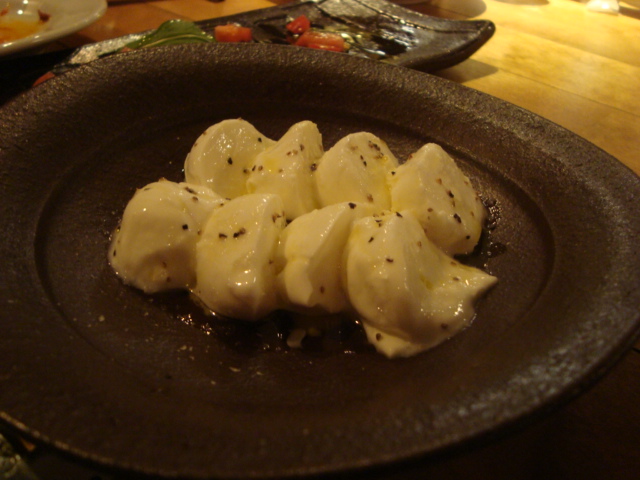 f0232060_2330363.jpg