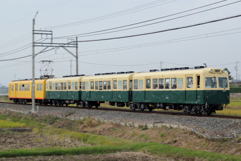 2013/11/02　オールドカラーの北勢線200系_a0030717_0252619.jpg