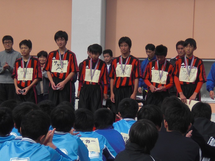 駅伝交流会 優勝!_d0010630_1950052.jpg