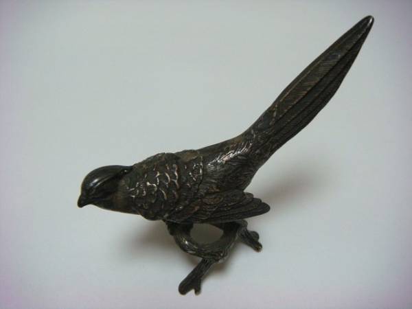 アンティーク　骨董のＳＩＬＶＥＲ製　鳥の置物_a0167071_2032528.jpg