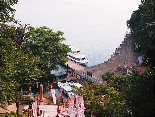 e0022839_2314972.jpg