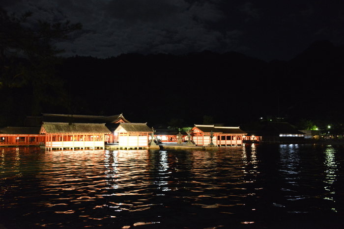 厳島神社観月能の夕べ　The Evening of Moonlight Noh play at Itsukushima Shrine_f0268294_14352644.jpg