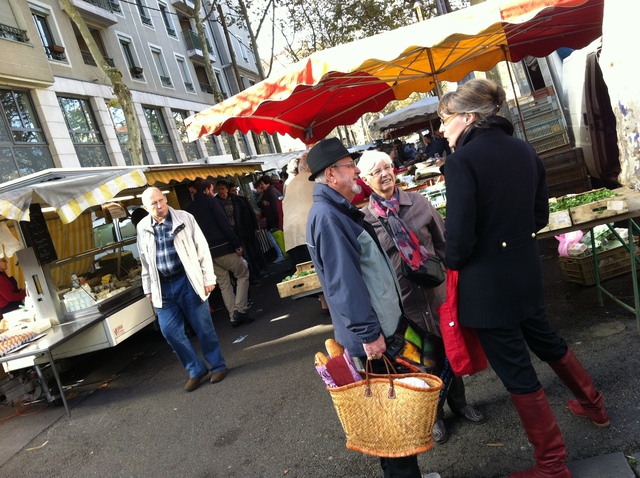 Marchè de la Croix-Rousse リヨンの青空市場de絶品生牡蠣♡_b0246303_4253058.jpg
