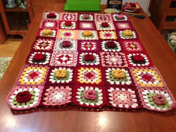 バラモチーフのひざ掛け（2） : Crochet with Ricky