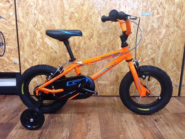 GT Mach One Mini 2014　12”BMX クリスマスプレゼントにどうぞ♪_a0287235_1511931.jpg