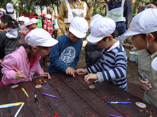 淡輪小学校１年生遠足サポート　　in　　うみべの森_c0108460_21372140.jpg