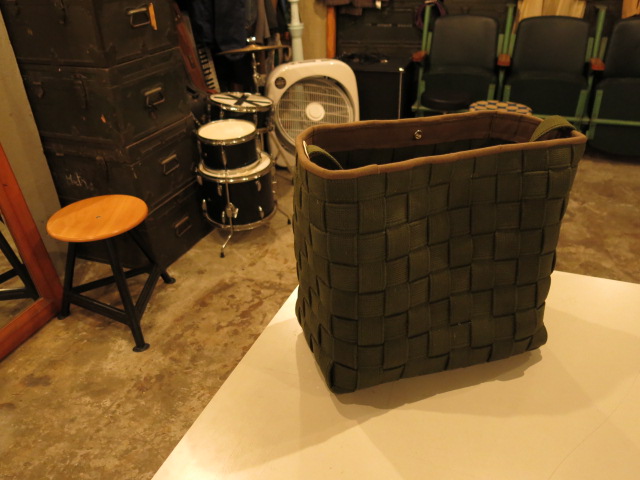 \"TheThreeRobbers BY SAMMLER ECO GARMENTS PLAN WEBBING BAG COTTON\"ってこんなこと。_c0140560_1111555.jpg